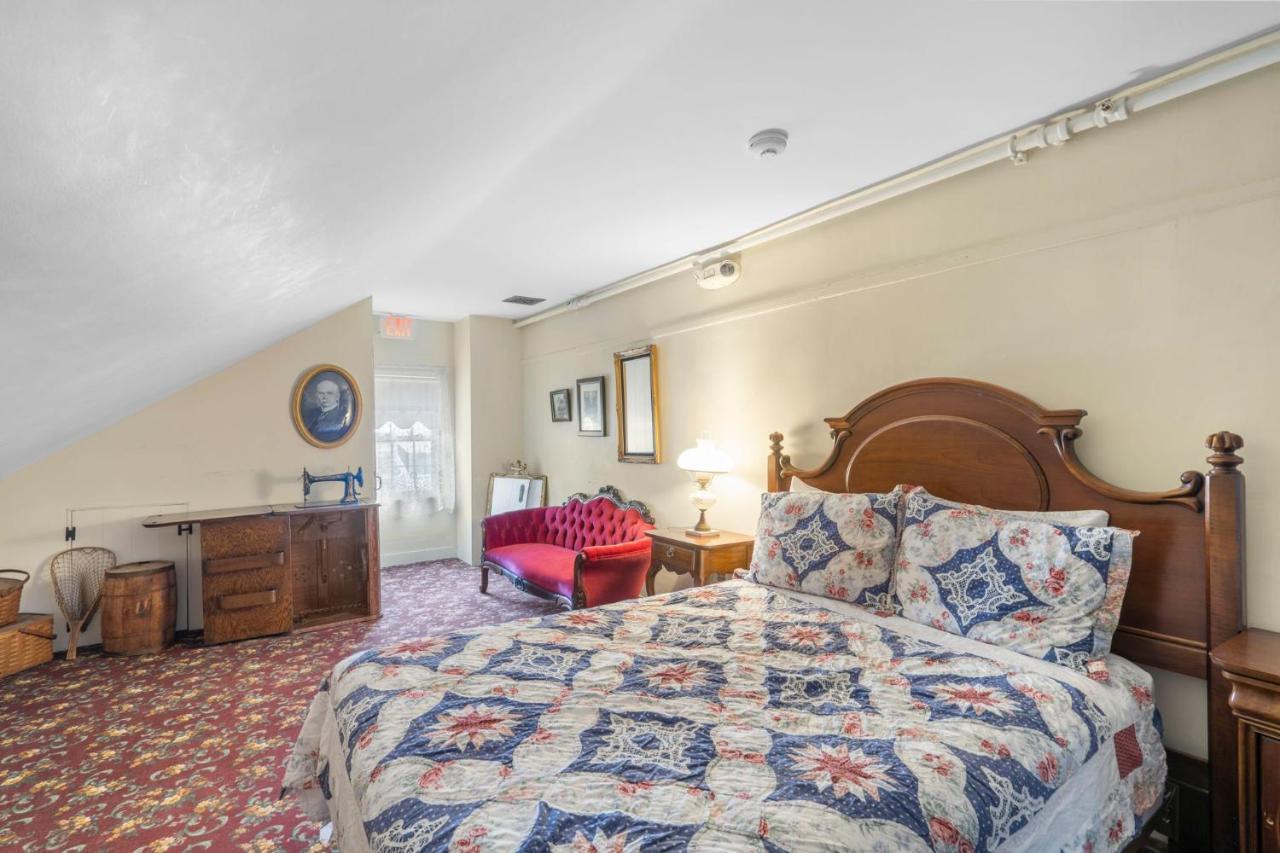 Bed and Breakfast Lizzie Borden House Fall River Exteriér fotografie