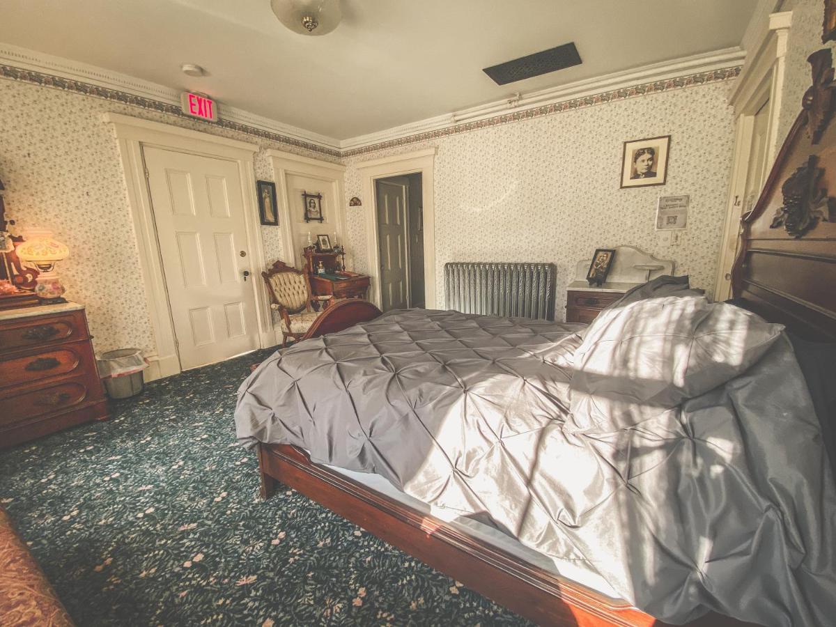 Bed and Breakfast Lizzie Borden House Fall River Exteriér fotografie